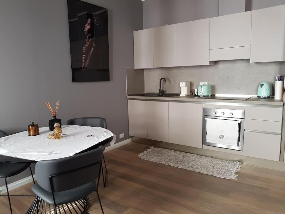 Still Und Stilvoll Im Stadtzentrum Apartment Trieste Bagian luar foto